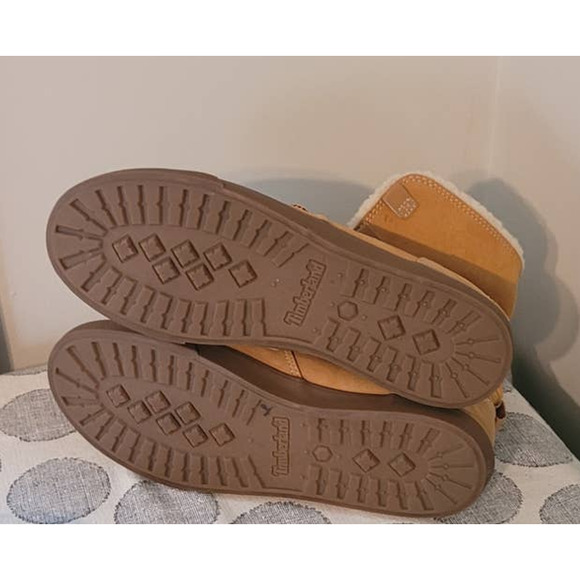 Timberland Women's Dausette Fleece Fold-Down Boots Wheat Nubuck Size 8 - Picture 6 of 9